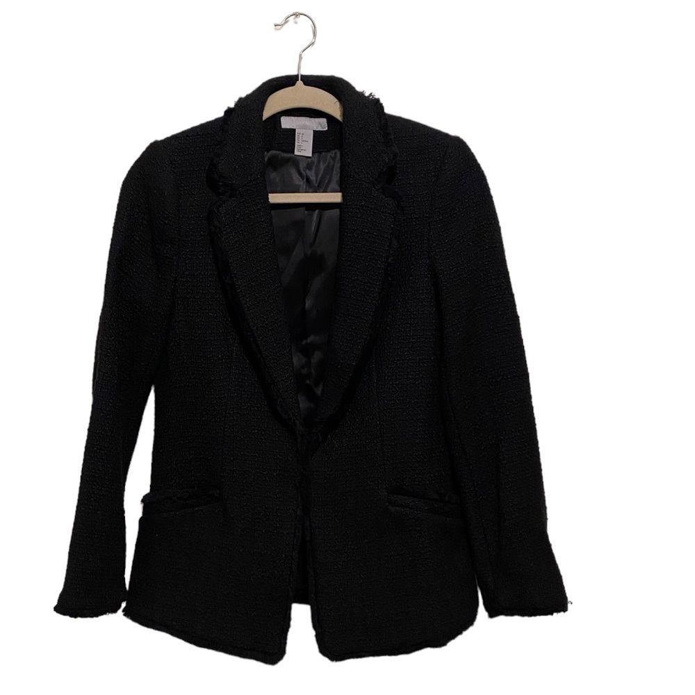 H&M black Boucle blazer with pockets . Size 6